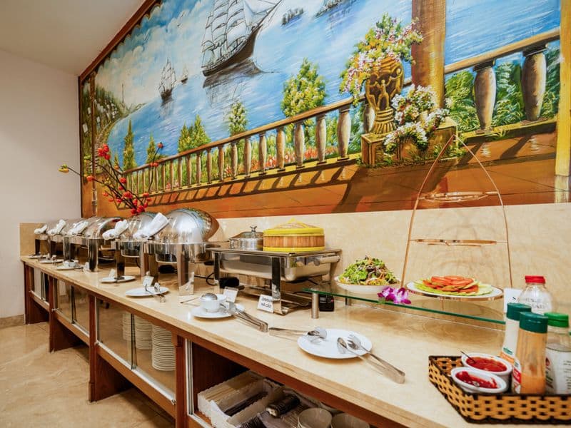Quầy buffet bữa sáng